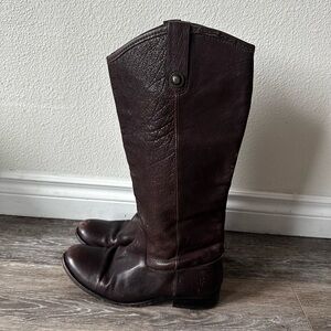 Frye Women’s boots Size 9